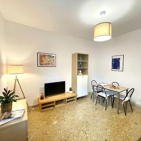 Ardeatino Appartement *