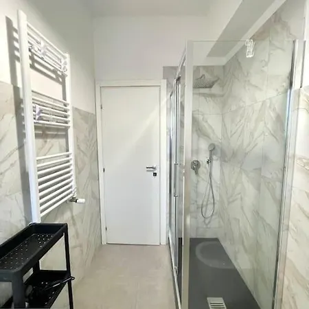 Ardeatino Appartement *